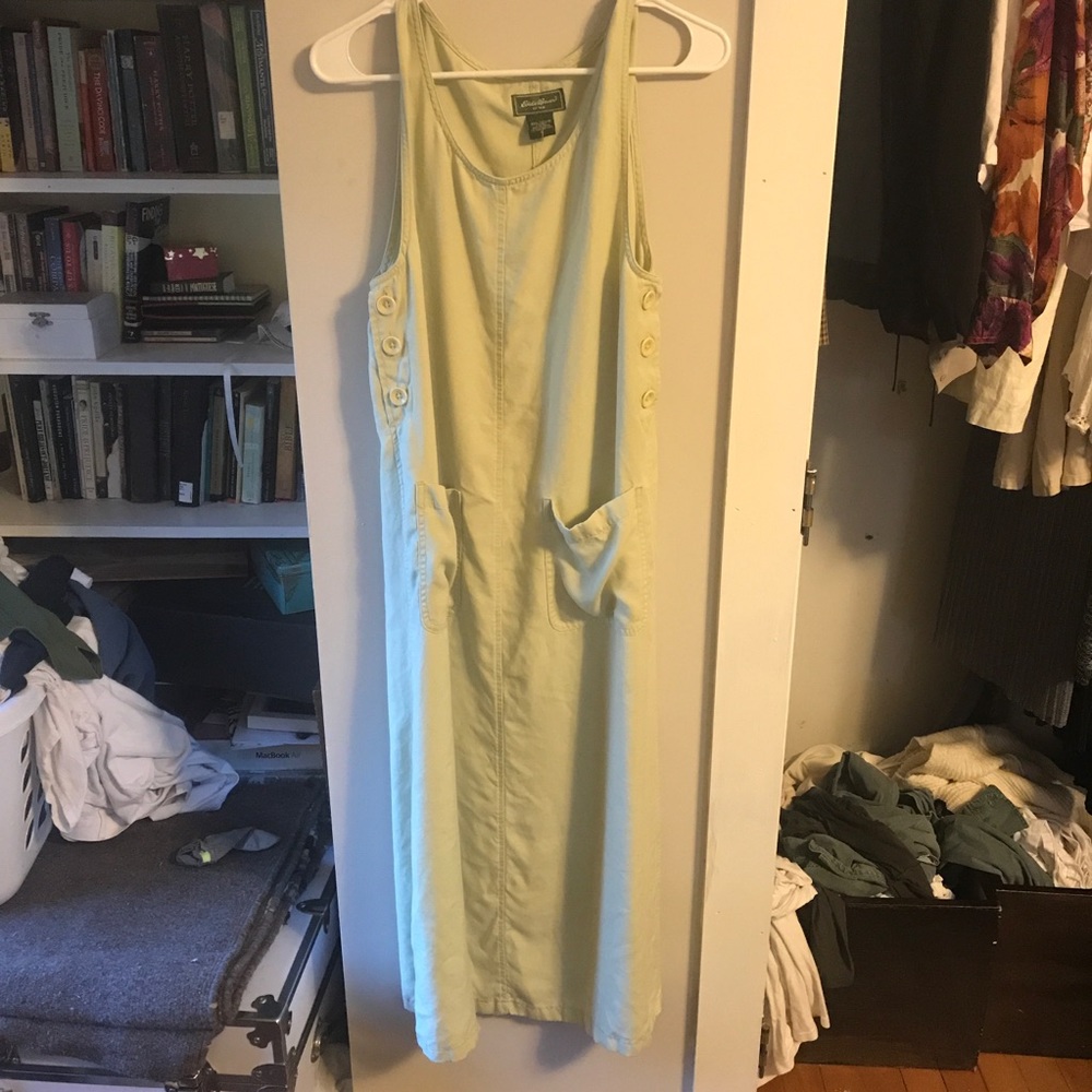 Eddie bauer light green tencil midi dress